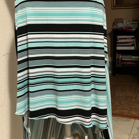 A-List Mid Body Dress - Picture 8 of 10